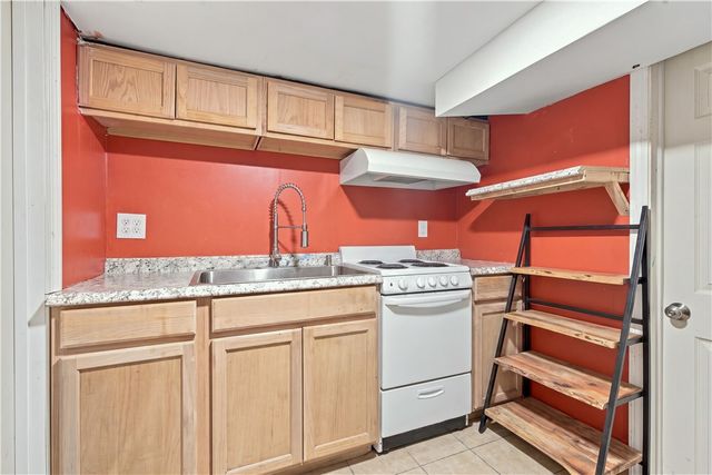 509 Union Avenue, Providence, RI 02909