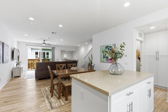 4367 Pacifica Way 2, Oceanside, CA 92056