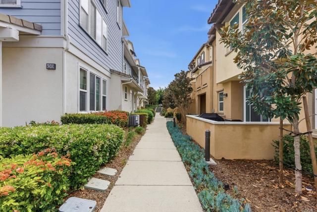 4367 Pacifica Way 2, Oceanside, CA 92056
