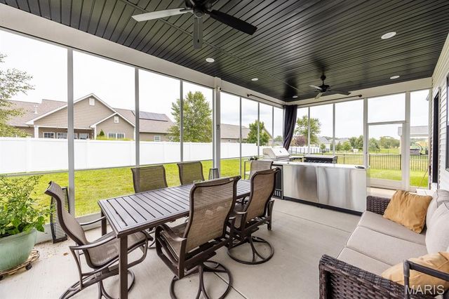 1395 Dove Hollow Circle, O'fallon, IL 62269