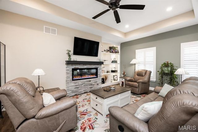 1395 Dove Hollow Circle, O'fallon, IL 62269