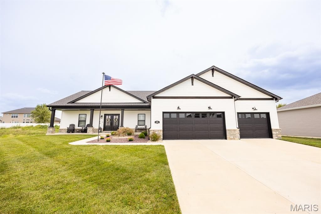 1395 Dove Hollow Circle, O'fallon, IL 62269