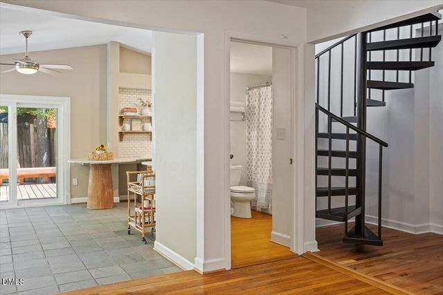123 Windsor Circle, Chapel Hill, NC 27516