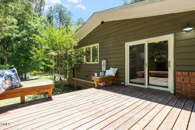 123 Windsor Circle, Chapel Hill, NC 27516