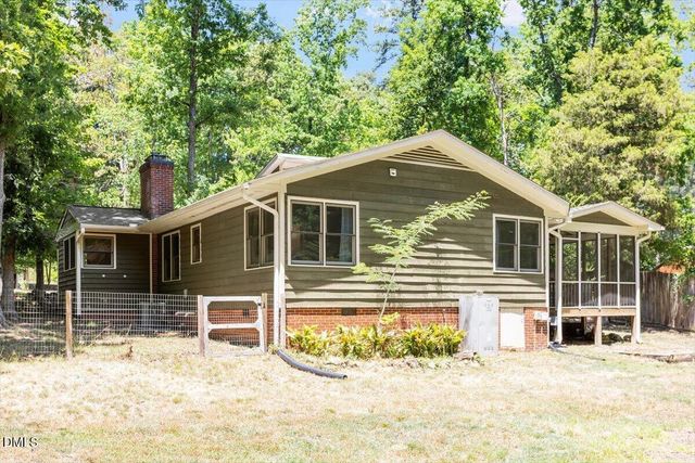 123 Windsor Circle, Chapel Hill, NC 27516