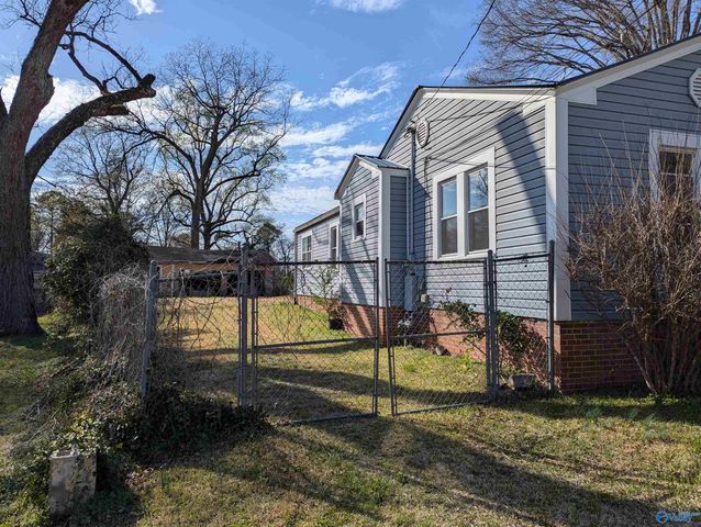 903 Spruce Street, Gadsden, AL 35901