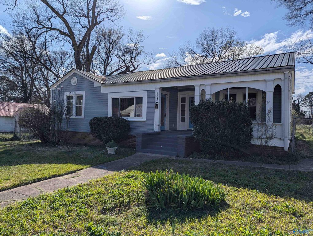 903 Spruce Street, Gadsden, AL 35901