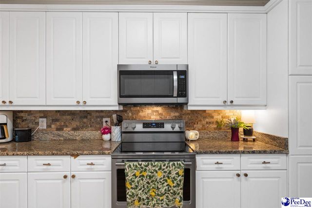 2816 Olde Mill Rd, Florence, SC 29505