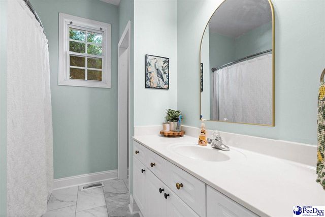 2816 Olde Mill Rd, Florence, SC 29505