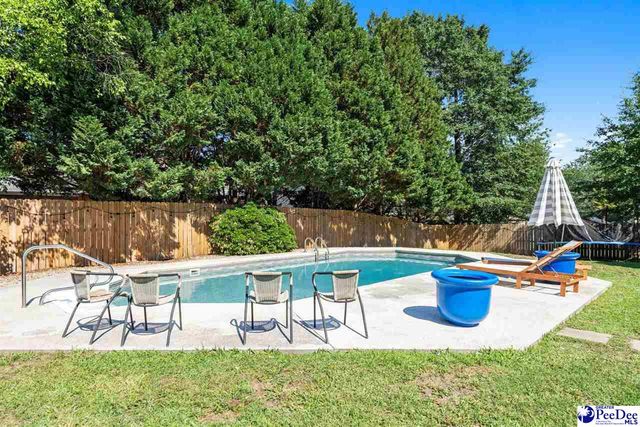 2816 Olde Mill Rd, Florence, SC 29505
