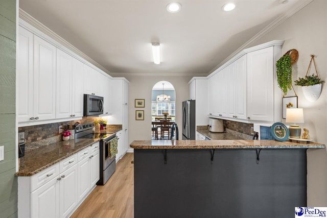 2816 Olde Mill Rd, Florence, SC 29505