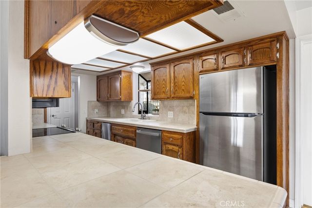 14825 Henderson Avenue, Bakersfield, CA 93314