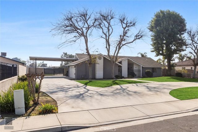 14825 Henderson Avenue, Bakersfield, CA 93314