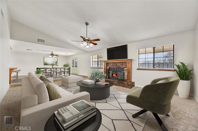 14825 Henderson Avenue, Bakersfield, CA 93314