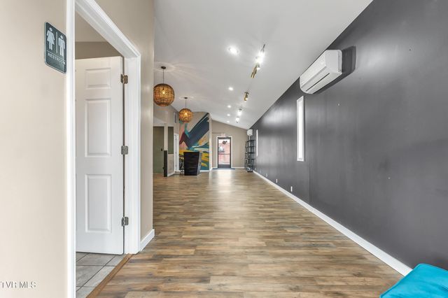 11 North 5th Street, Big Stone Gap, VA 24219