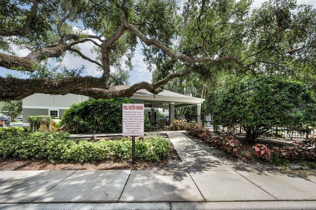 2418 EARLSWOOD COURT, Brandon, FL 33510