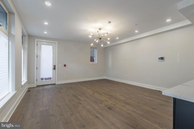 920 N 15TH ST, Philadelphia, PA 19130