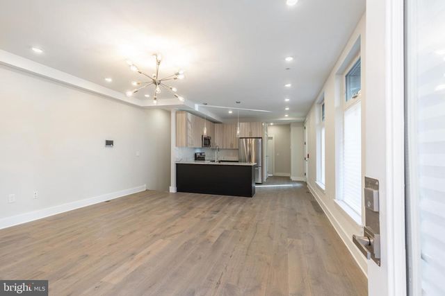 920 N 15TH ST, Philadelphia, PA 19130