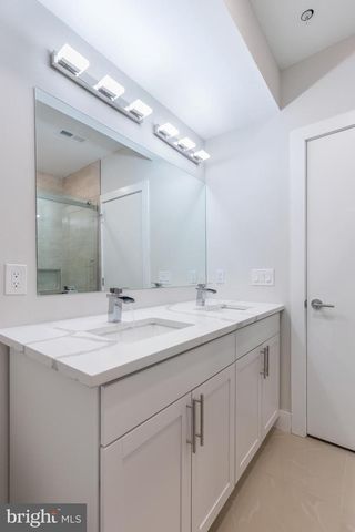 920 N 15TH ST, Philadelphia, PA 19130