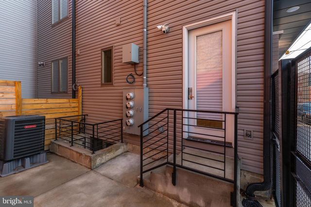 920 N 15TH ST, Philadelphia, PA 19130