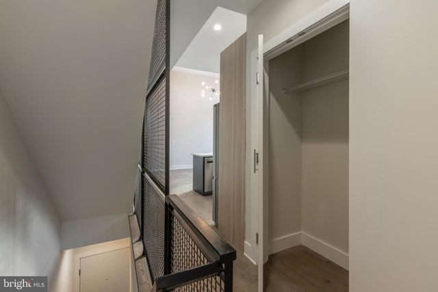 920 N 15TH ST, Philadelphia, PA 19130