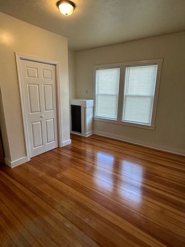 222 Clarendon Street _, Fitchburg, MA 01420