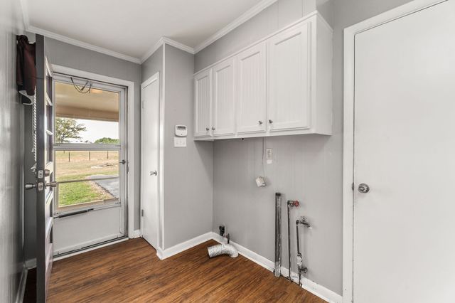 1979 Cookeville Hwy, Smithville, TN 37166