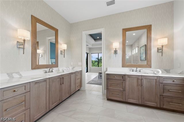 2939 SW 28th LN, Cape Coral, FL 33914