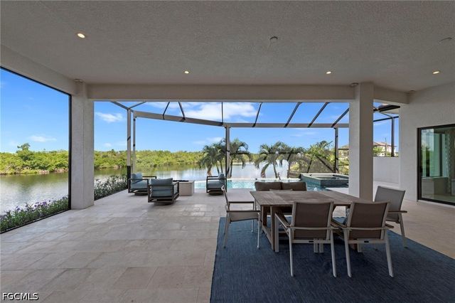 2939 SW 28th LN, Cape Coral, FL 33914