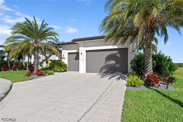2939 SW 28th LN, Cape Coral, FL 33914