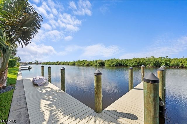 2939 SW 28th LN, Cape Coral, FL 33914