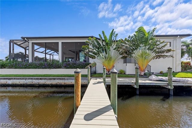 2939 SW 28th LN, Cape Coral, FL 33914