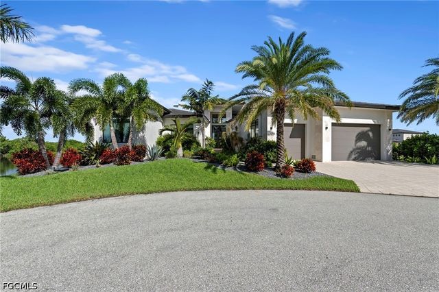 2939 SW 28th LN, Cape Coral, FL 33914