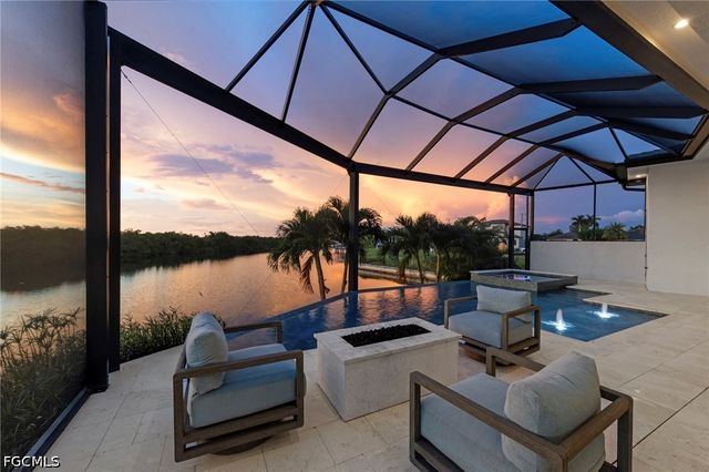 2939 SW 28th LN, Cape Coral, FL 33914