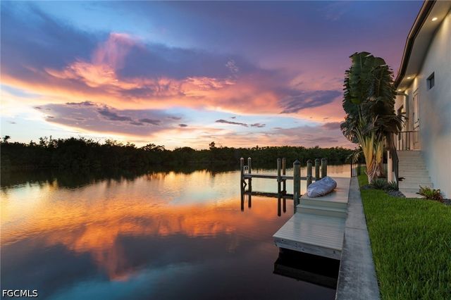 2939 SW 28th LN, Cape Coral, FL 33914