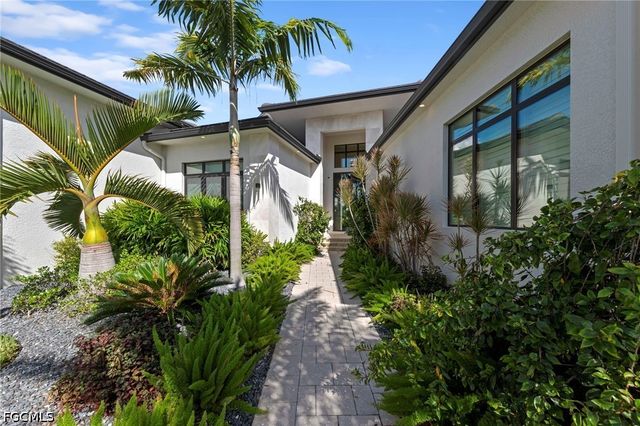 2939 SW 28th LN, Cape Coral, FL 33914