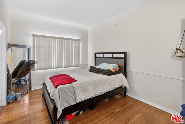 4135 Garthwaite Avenue, Los Angeles, CA 90008