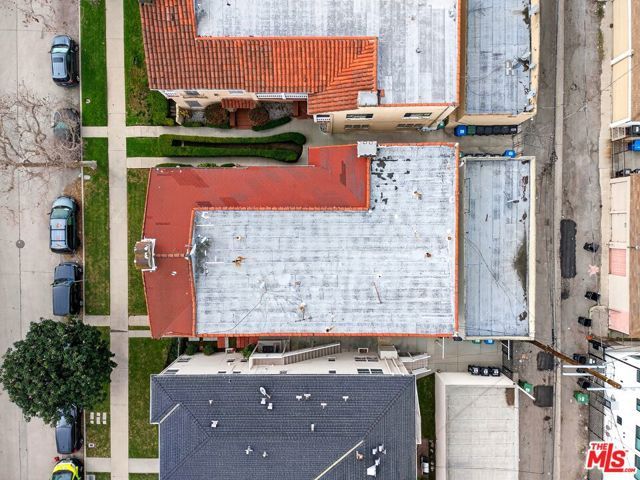 4135 Garthwaite Avenue, Los Angeles, CA 90008