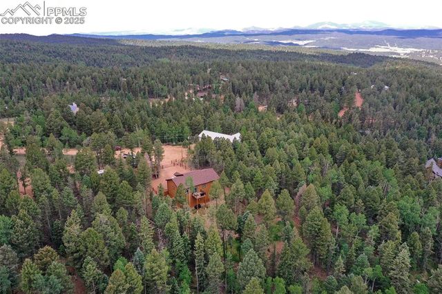 29 Dusti Circle, Florissant, CO 80816
