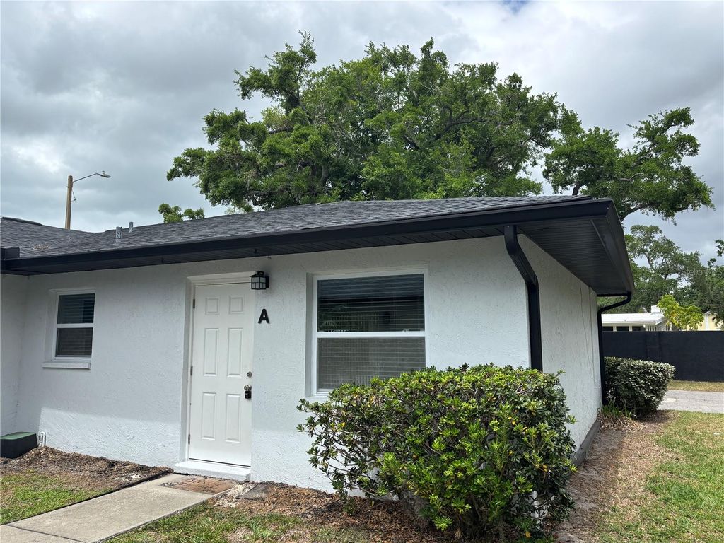 5839 ERIN LANE S A, St Petersburg, FL 33712