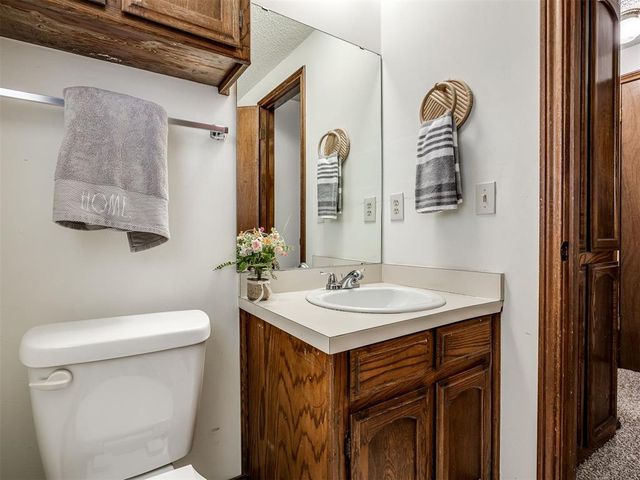 2010 Rising Hill Drive, Norman, OK 73071