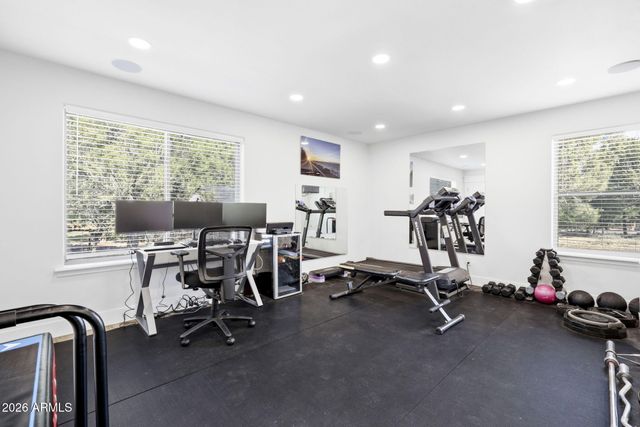 936 RIM ROCK Circle, Show Low, AZ 85901