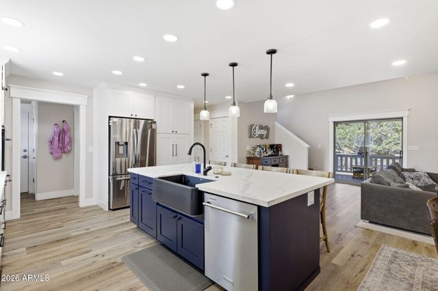 936 RIM ROCK Circle, Show Low, AZ 85901