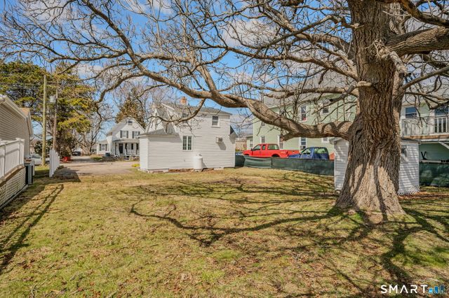 6 Hatch Street, Stonington, CT 06378