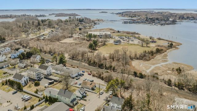 6 Hatch Street, Stonington, CT 06378