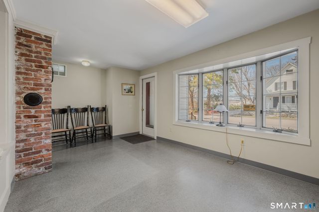 6 Hatch Street, Stonington, CT 06378