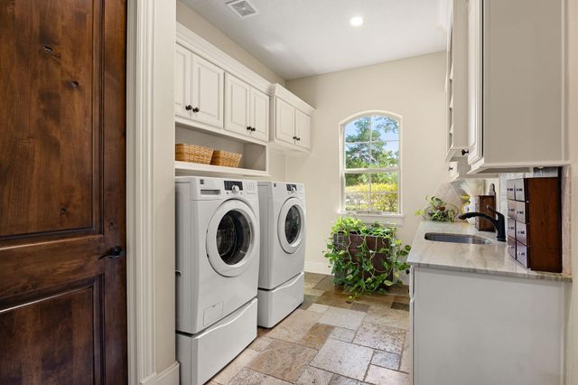 2127 Fawn Meadow Lane, Richmond, TX 77406