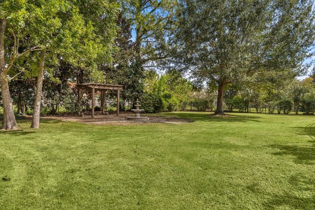 2127 Fawn Meadow Lane, Richmond, TX 77406