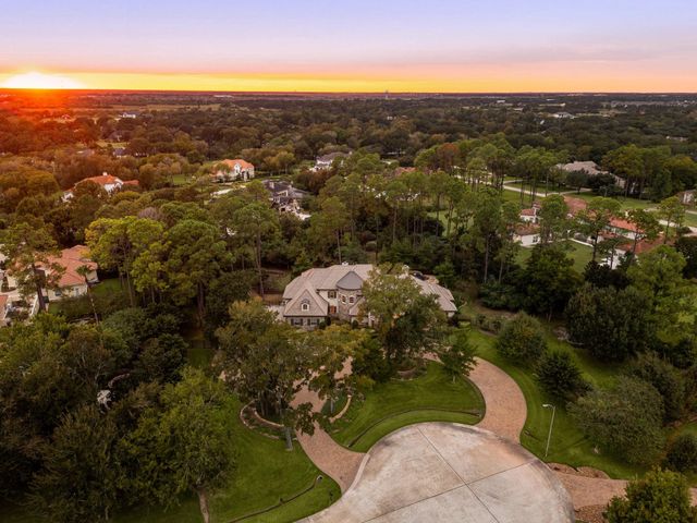 2127 Fawn Meadow Lane, Richmond, TX 77406