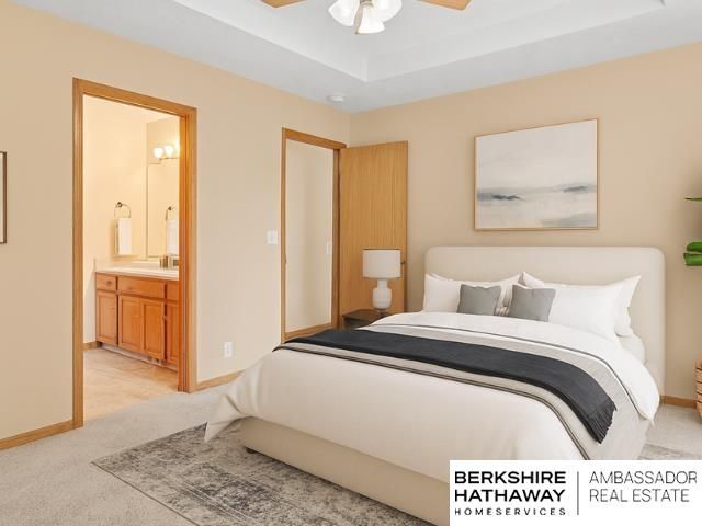 9117 Valley View Drive, La Vista, NE 68128